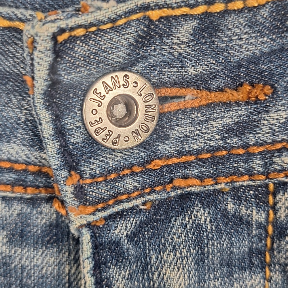 Pepe Jeans London Vintage Y2K Embroidered Dragon Tiger Denim Shorts Jorts Blue - Picture 4 of 16